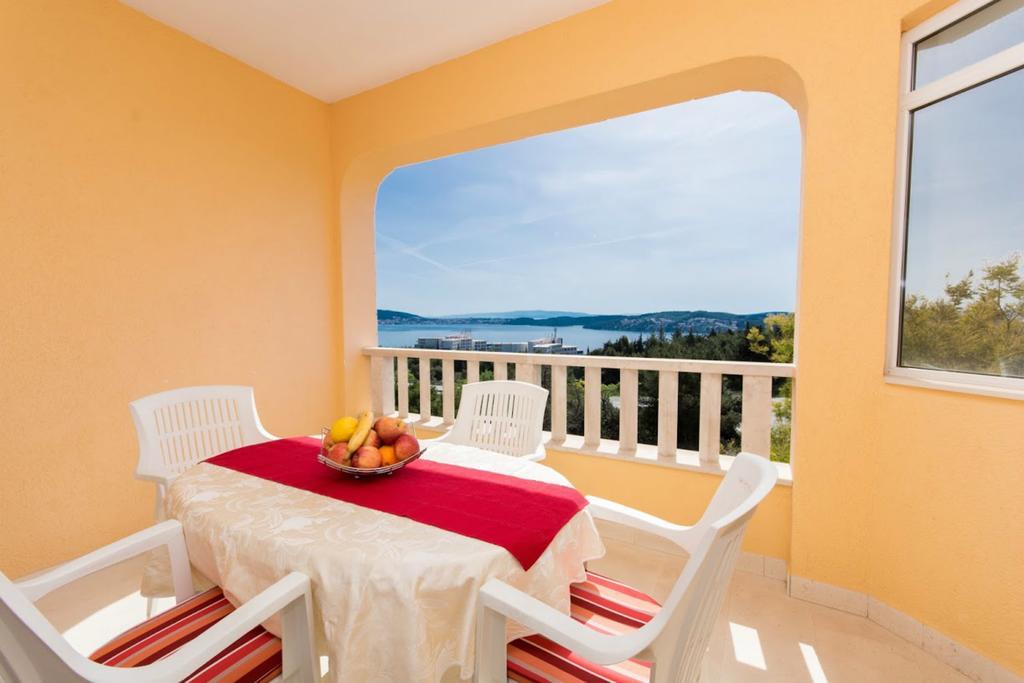 Apartments Meri Seget Vranjica Εξωτερικό φωτογραφία