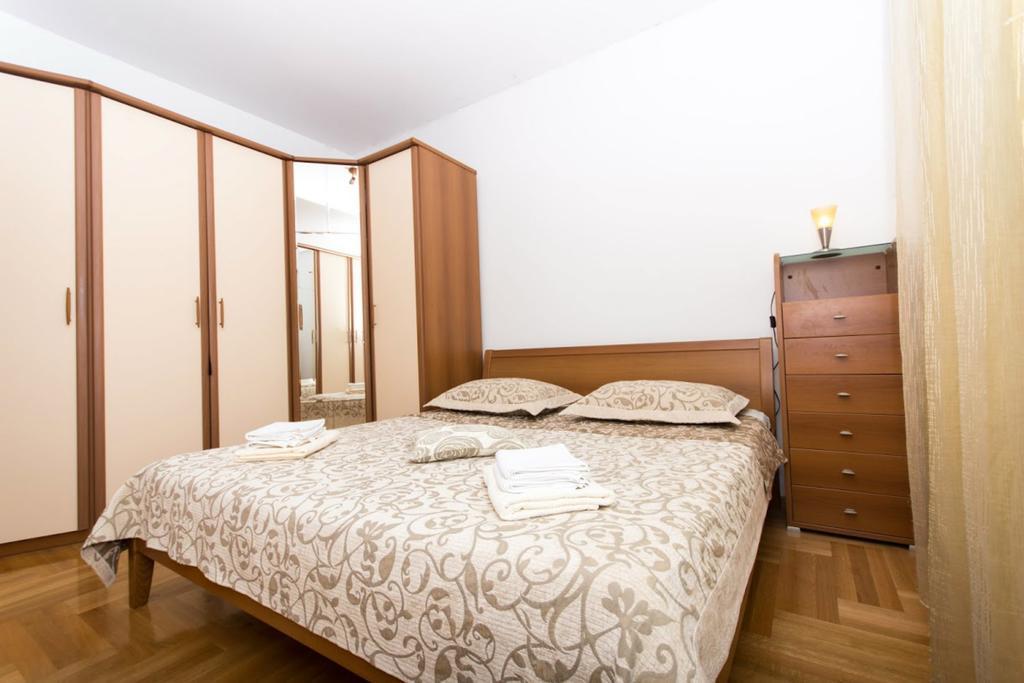 Apartments Meri Seget Vranjica Εξωτερικό φωτογραφία