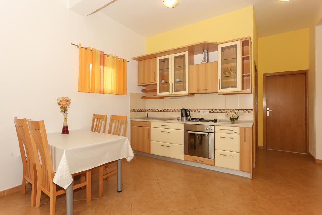 Apartments Meri Seget Vranjica Εξωτερικό φωτογραφία