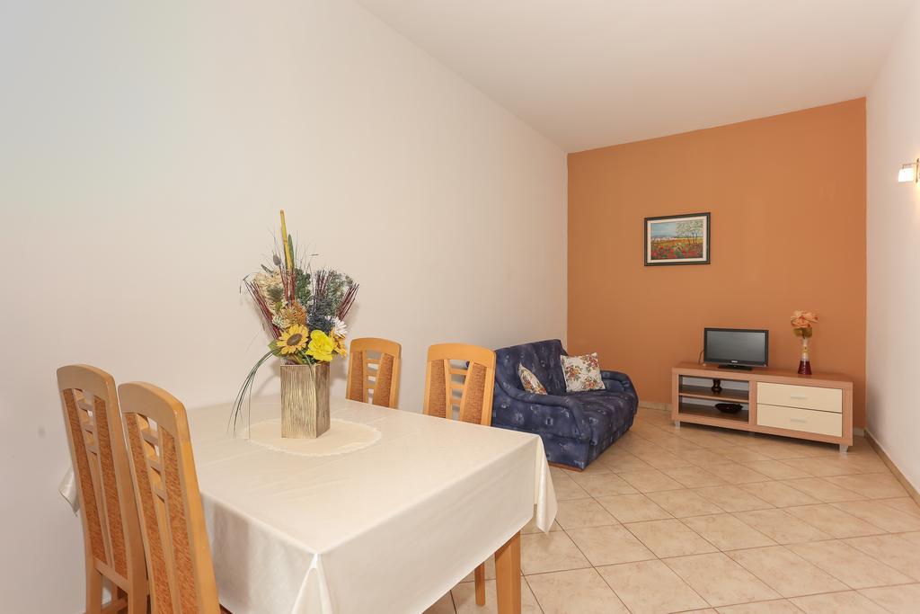 Apartments Meri Seget Vranjica Εξωτερικό φωτογραφία
