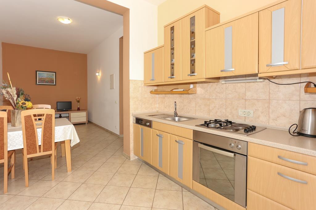 Apartments Meri Seget Vranjica Εξωτερικό φωτογραφία