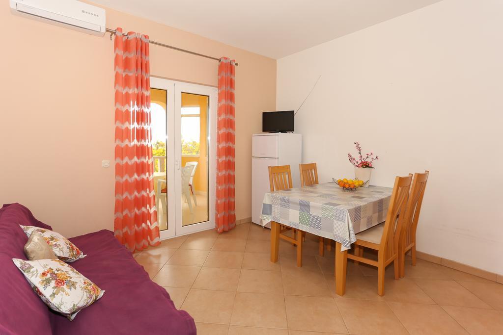 Apartments Meri Seget Vranjica Εξωτερικό φωτογραφία